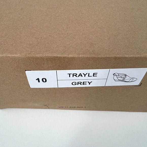 Journee Collection Trayle Wedge Sandal in Grey Size 10 MSRP $95 NWT - Picture 10 of 10